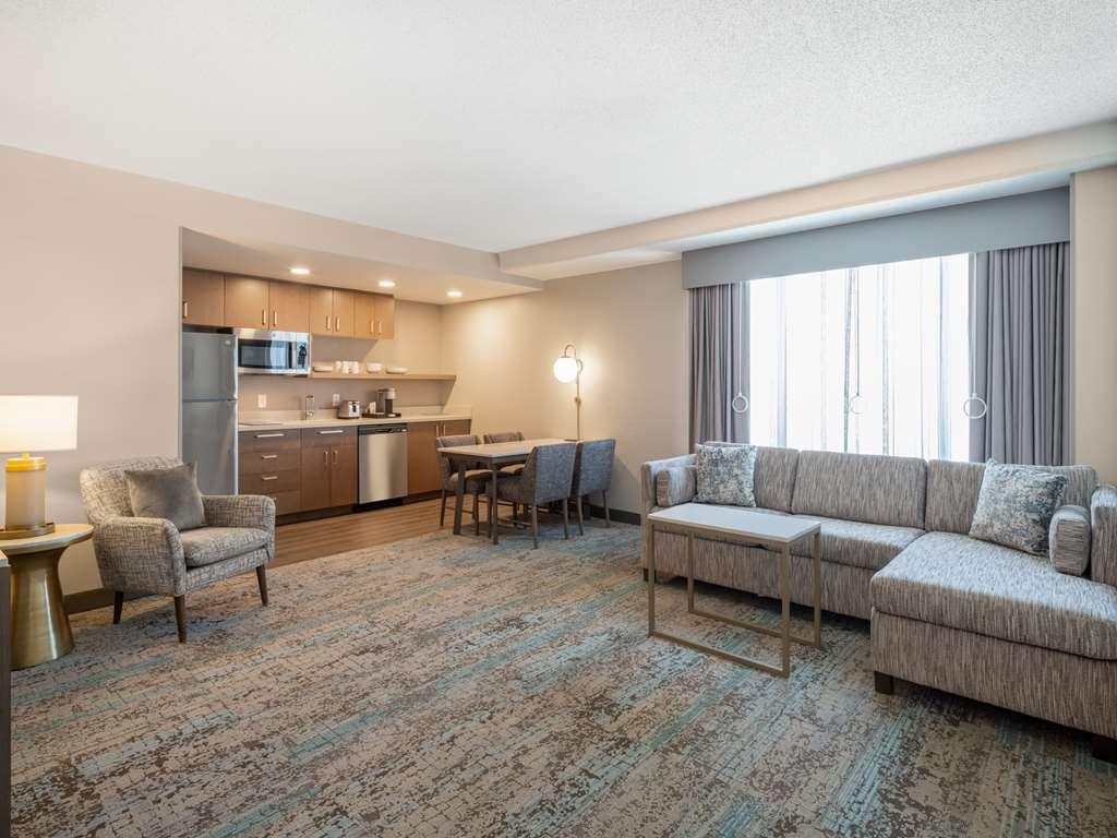 Homewood Suites By Hilton Toledo Downtown Номер фото